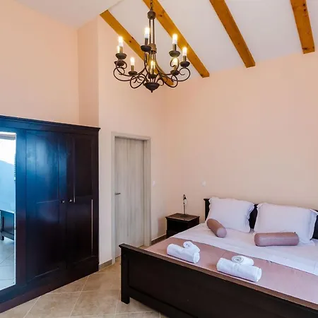 Villa Leona *
